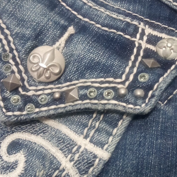 Rock Revival Women's 26 Straight Heather Embellished Studs Rhinestones NWOT - Picture 3 of 13